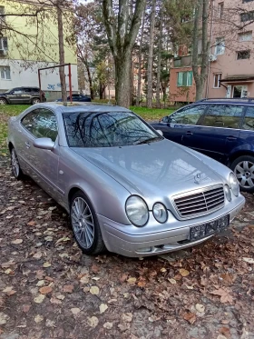 Mercedes-Benz CLK 320, снимка 2