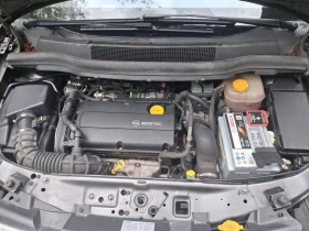 Opel Zafira 1.6i ECOFlexTURBO 6+ 1, NAVI, снимка 15
