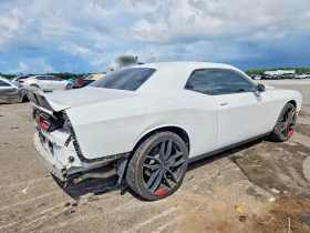 Dodge Challenger 3.6l Sxt, снимка 3