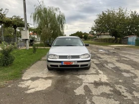 VW Golf 1.6 LPG, снимка 1