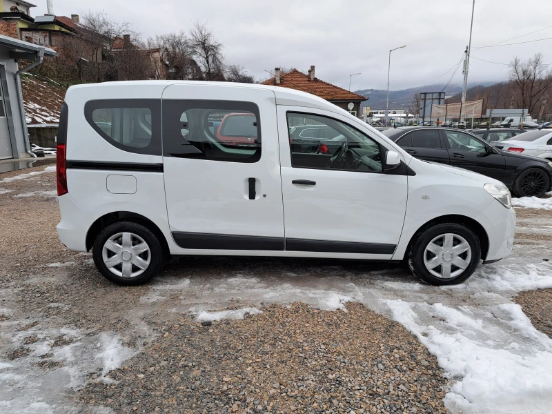 Dacia Dokker 1.5dCi* FACE* КЛИМА* 2 СТР. ВРАТИ* EURO6* ГЕРМАНИЯ, снимка 6 - Автомобили и джипове - 45795603