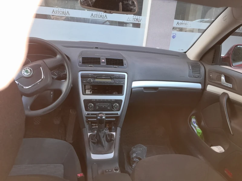 Skoda Octavia  2 , 1.9tdi 105hp, снимка 10 - Автомобили и джипове - 48346104