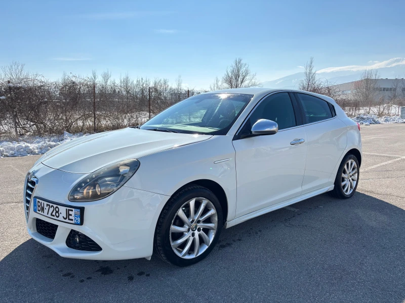 Alfa Romeo Giulietta 1.6JTD-m2 лизинг през Уникредит по 220 лева на мес, снимка 1 - Автомобили и джипове - 49208663