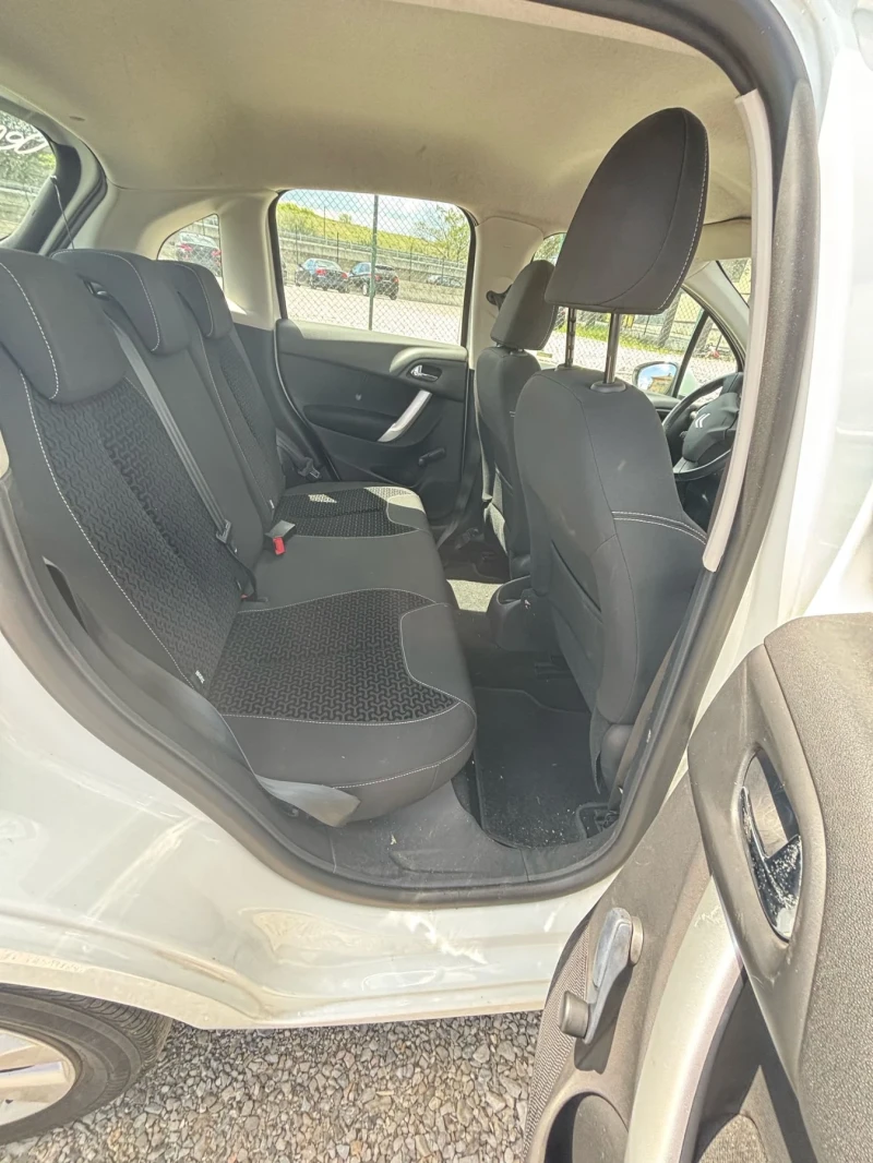 Citroen C3 1.1 бензин 57000км, снимка 10 - Автомобили и джипове - 50129987