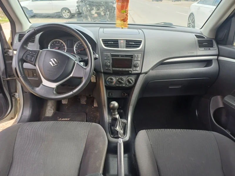 Suzuki Swift 1.2 i, снимка 5 - Автомобили и джипове - 52038763