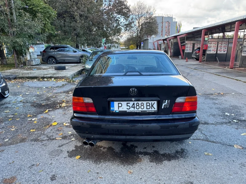 BMW 318, снимка 5 - Автомобили и джипове - 52214289