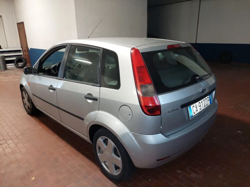 Ford Fiesta 1.4TDCI, 68кс, 03г, 5вр.173х.км.Италия, снимка 3 - Автомобили и джипове - 53283318