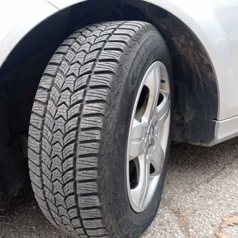 Mercedes-Benz C 200 C200CDI, снимка 3 - Автомобили и джипове - 53360261