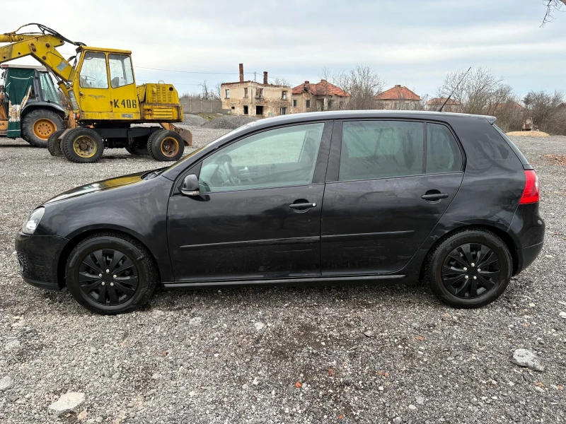VW Golf 1.9 TDI, снимка 2 - Автомобили и джипове - 53479401