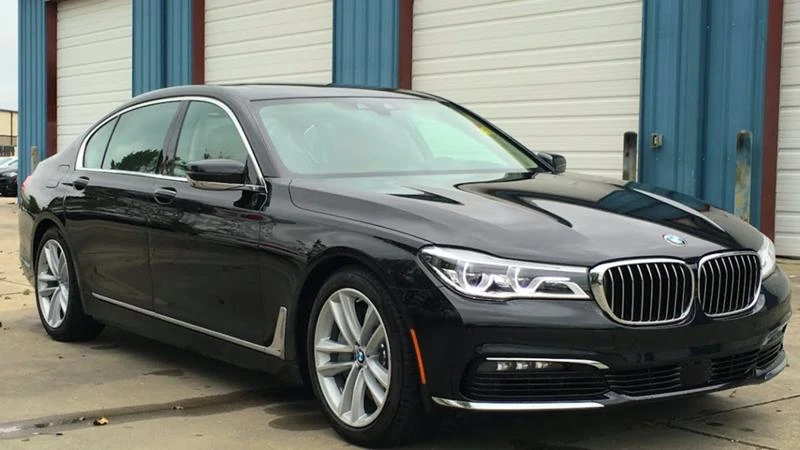 BMW 730, снимка 1 - Автомобили и джипове - 49429646