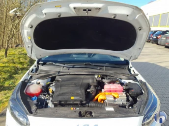 Kia Ceed W 1.6 GDI Inspiration, снимка 5 - Автомобили и джипове - 54123501