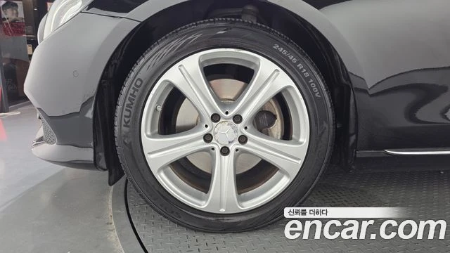 Mercedes-Benz C 200 | КАМЕРА| HEAD UP| PANO| ПОДГРЕВ| ПАМЕТ, снимка 16 - Автомобили и джипове - 55897855