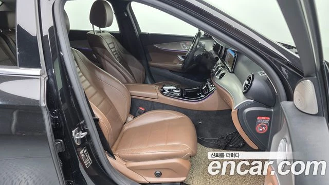 Mercedes-Benz C 200 | КАМЕРА| HEAD UP| PANO| ПОДГРЕВ| ПАМЕТ, снимка 8 - Автомобили и джипове - 55897855