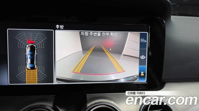 Mercedes-Benz C 200 | КАМЕРА| HEAD UP| PANO| ПОДГРЕВ| ПАМЕТ, снимка 9 - Автомобили и джипове - 55897855