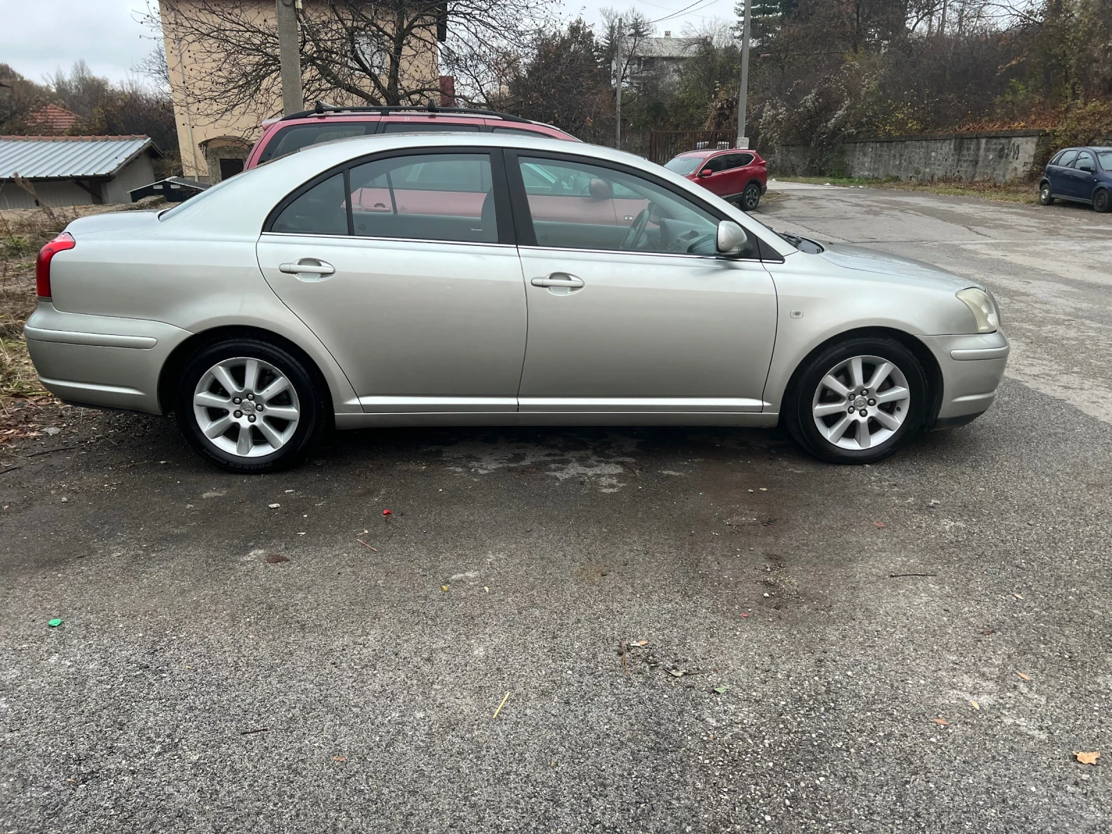 Toyota Avensis 1.8 i - изображение 3