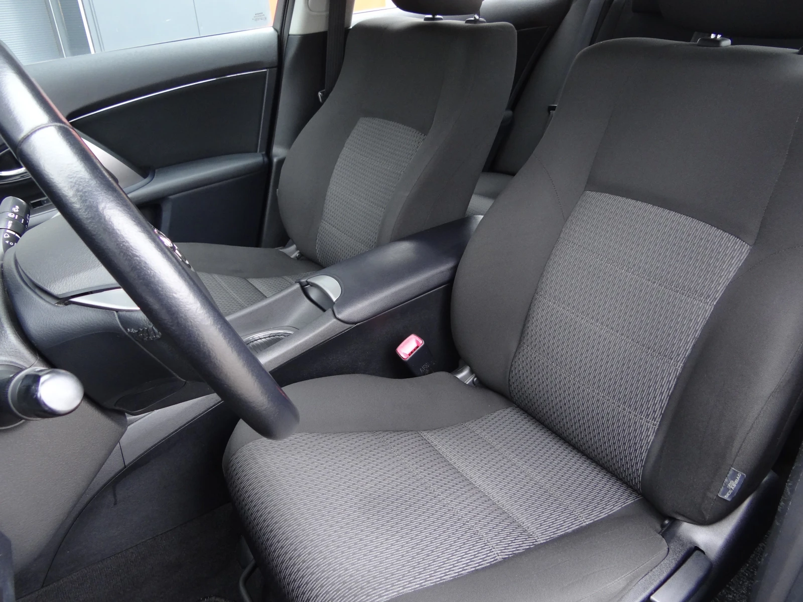 Toyota Avensis 1.6i-132k.c. - Facelift ///Euro-5/ | Mobile.bg   12