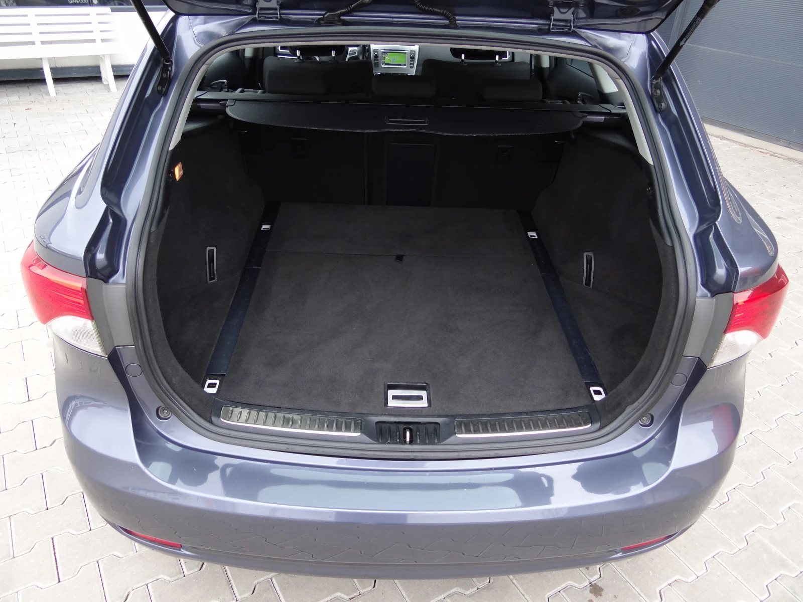 Toyota Avensis 1.6i-132k.c. - Facelift ///Euro-5/ | Mobile.bg   15