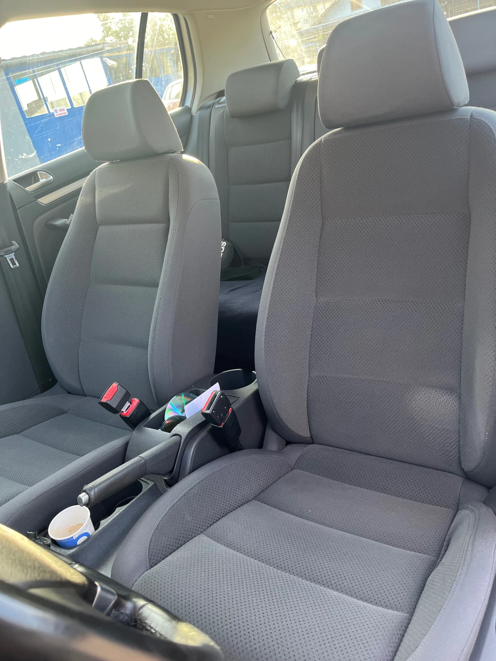 VW Golf 1.9TDI 105hp 4motion 6 скорости - изображение 7