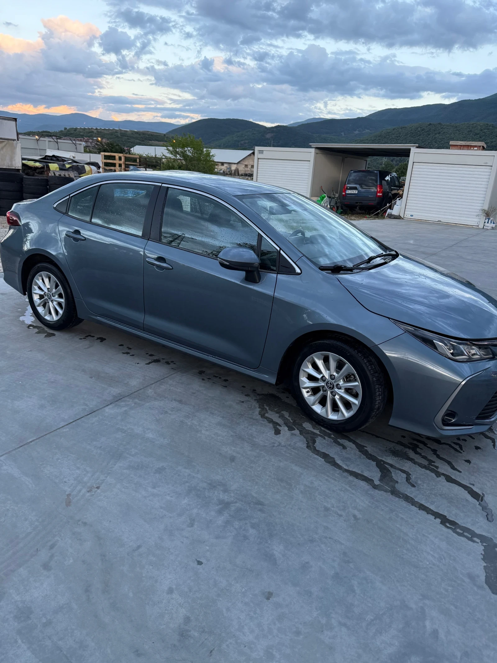 Toyota Corolla  - изображение 4