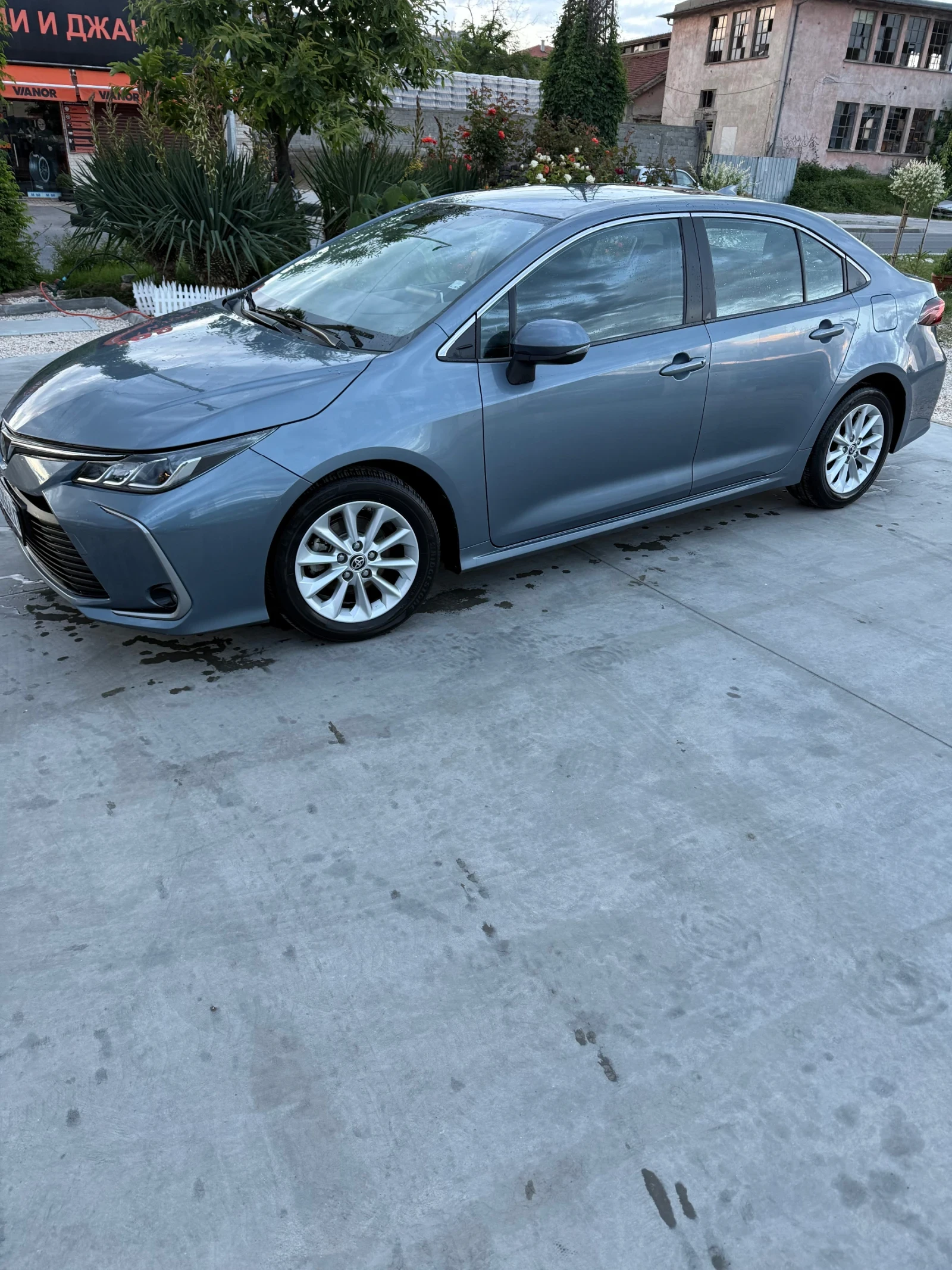 Toyota Corolla  - изображение 3