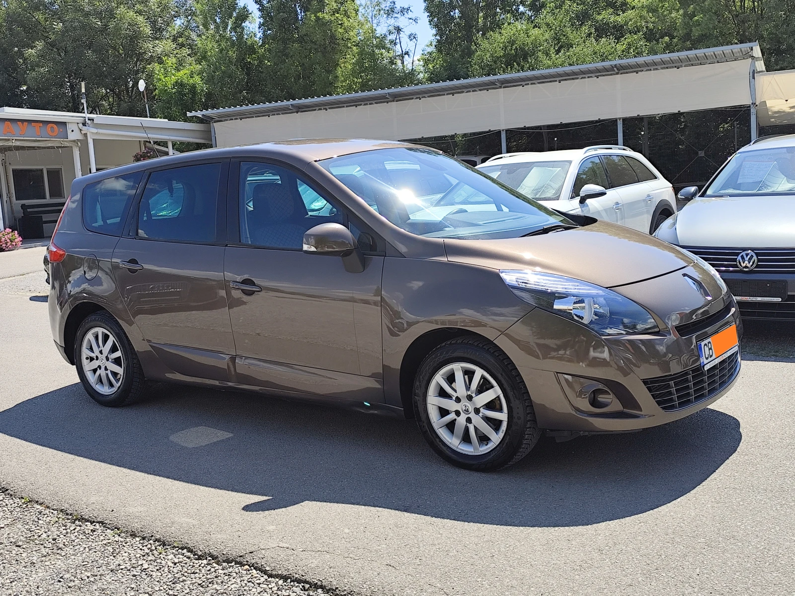 Renault Scenic 1.4TCE* 7 МЕСТА* 6 СКОРОСТИ* NAVI* EURO5A*  - изображение 3