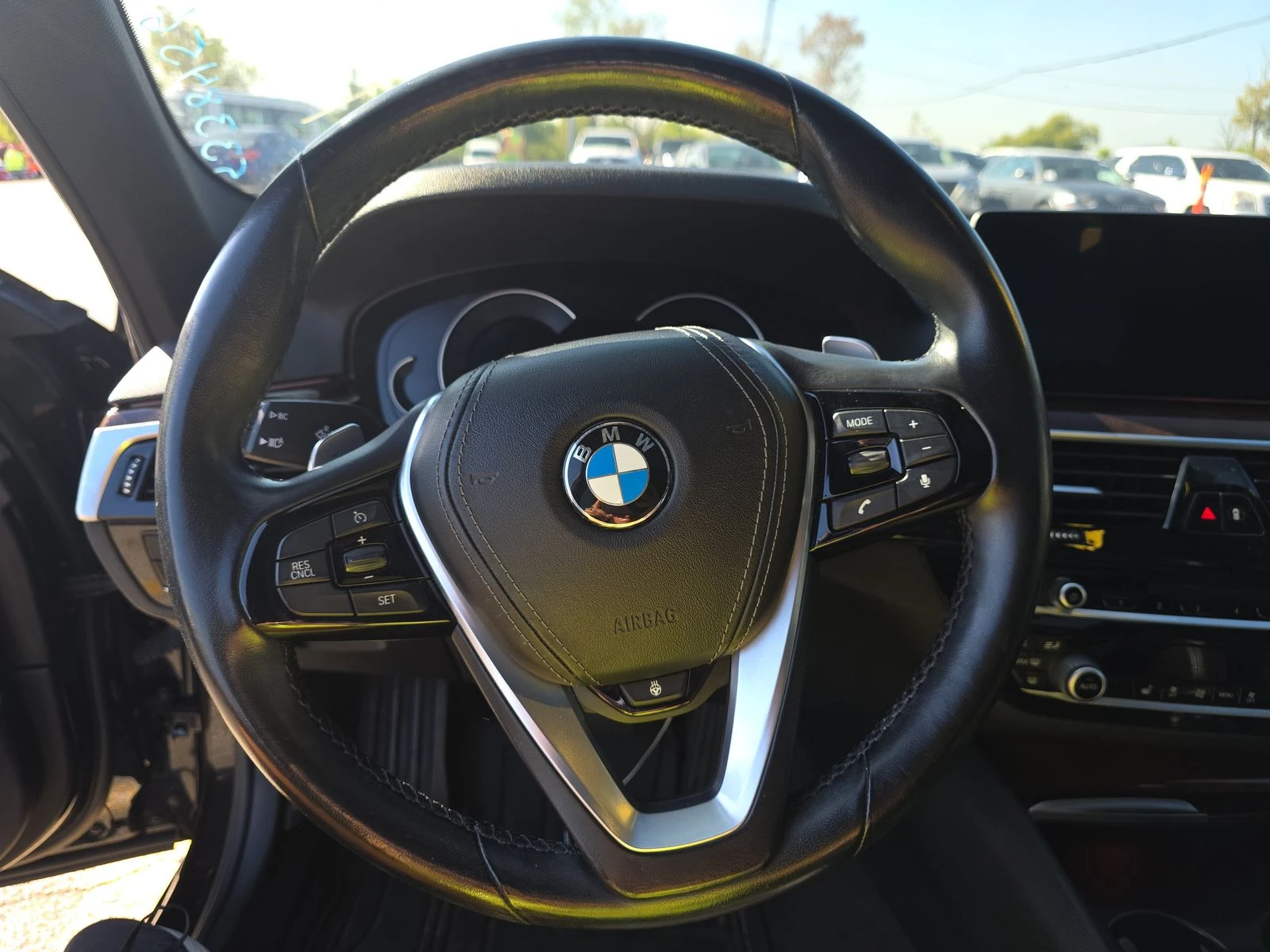 BMW 540 xDrive* CARFAX* АВТОФИНАНСИРАНЕ - изображение 9
