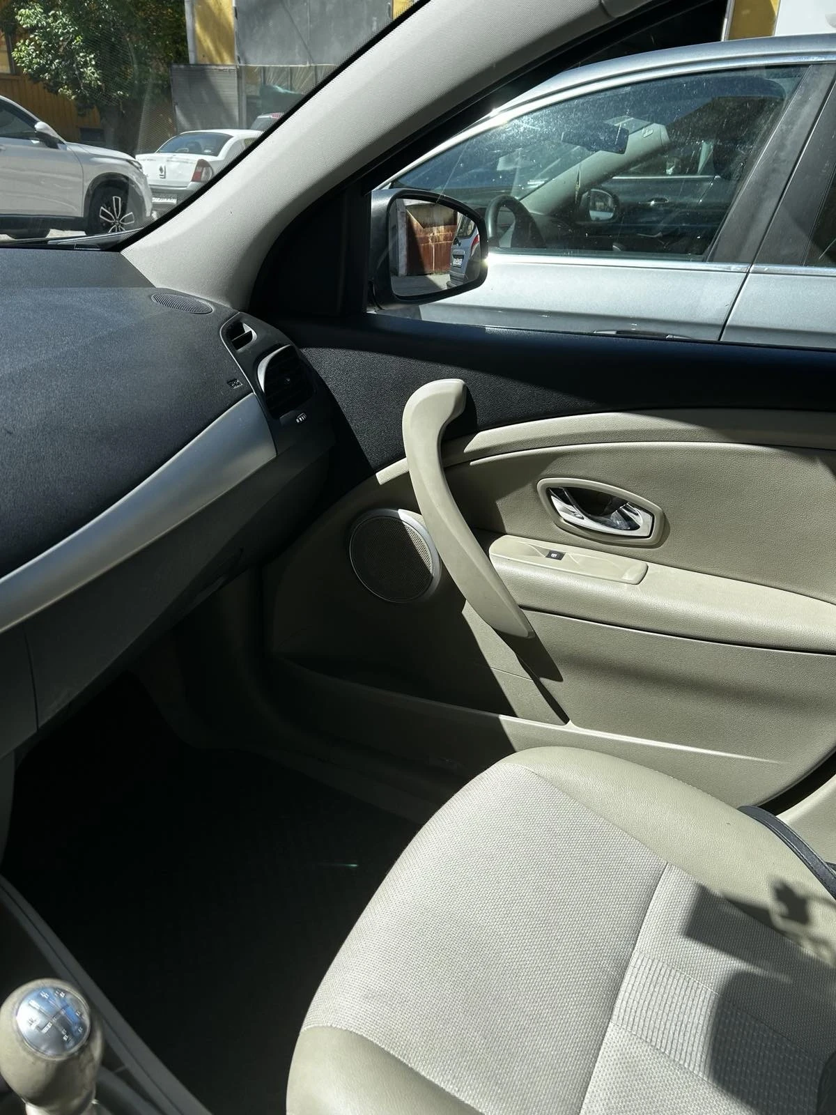 Renault Fluence 1.5 DCI 120000км - изображение 6