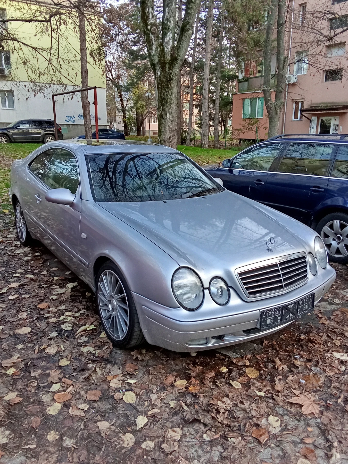 Mercedes-Benz CLK 320 - изображение 2