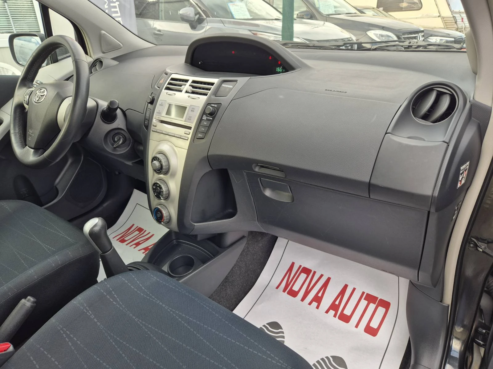 Toyota Yaris 1.3i | Mobile.bg � ����������� 11