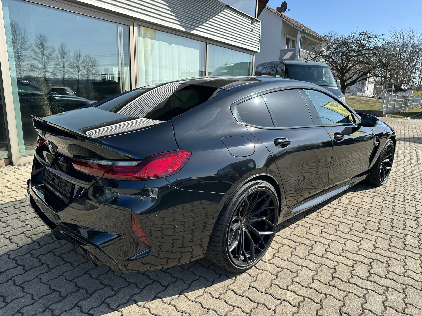 BMW M8 Competition xDrive - изображение 5