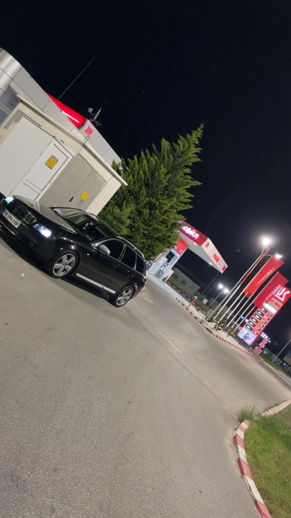 Audi A4 B6 3.0 LPG Quattro, снимка 8 - Автомобили и джипове - 53751954
