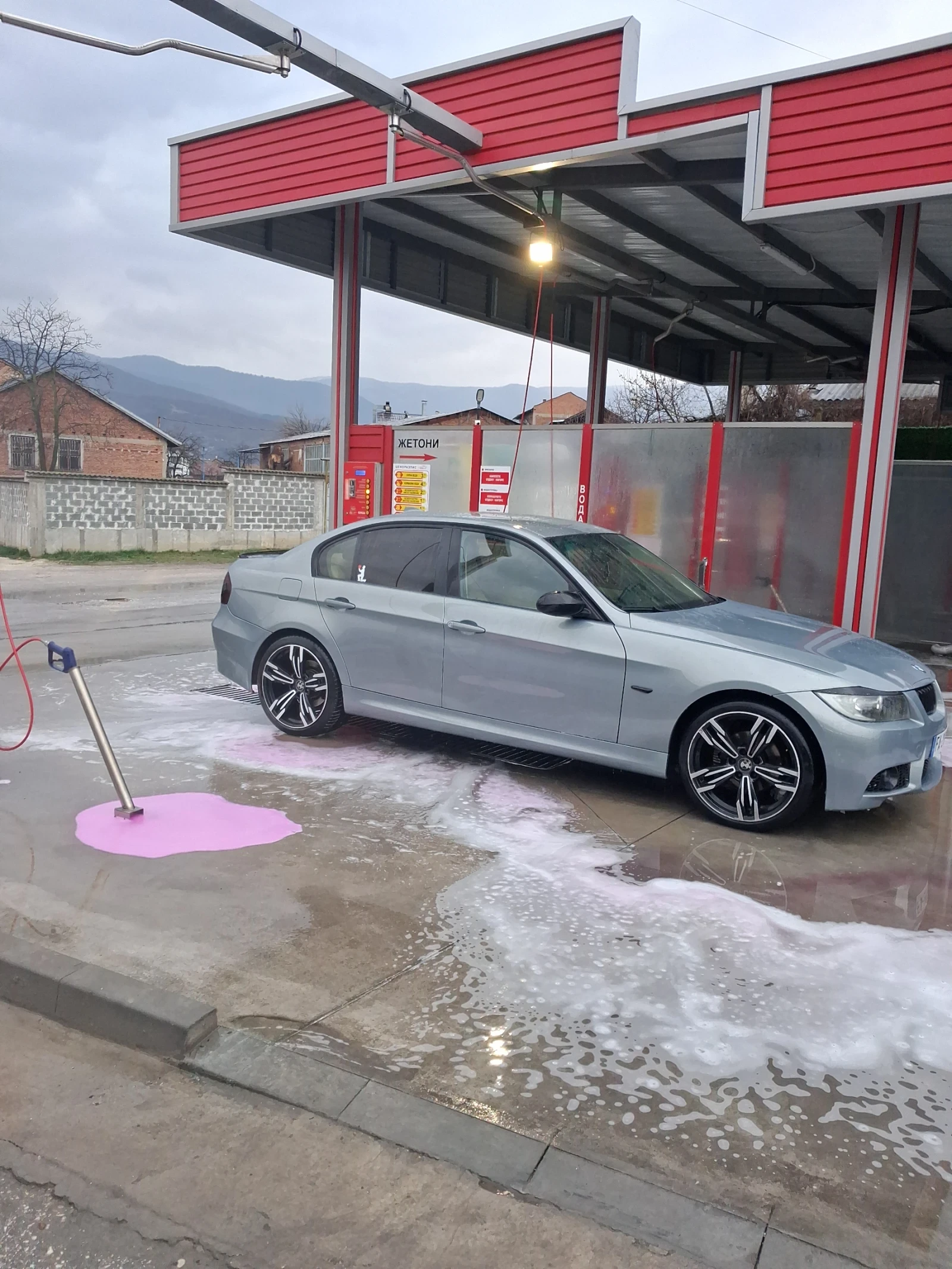 BMW 320, снимка 3 - Автомобили и джипове - 54080622