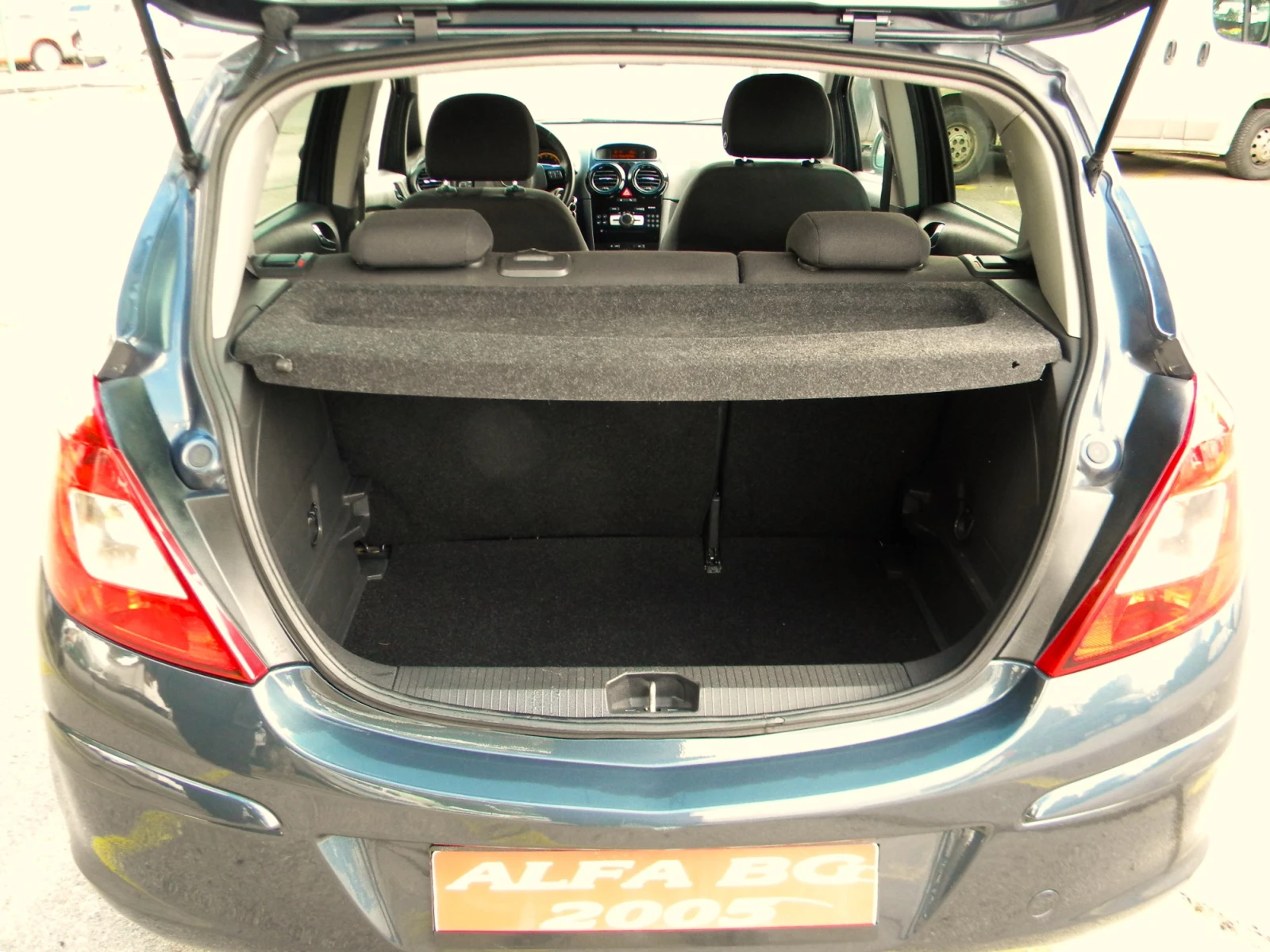 Opel Corsa 1.2* EURO5A, снимка 8 - Автомобили и джипове - 54081759
