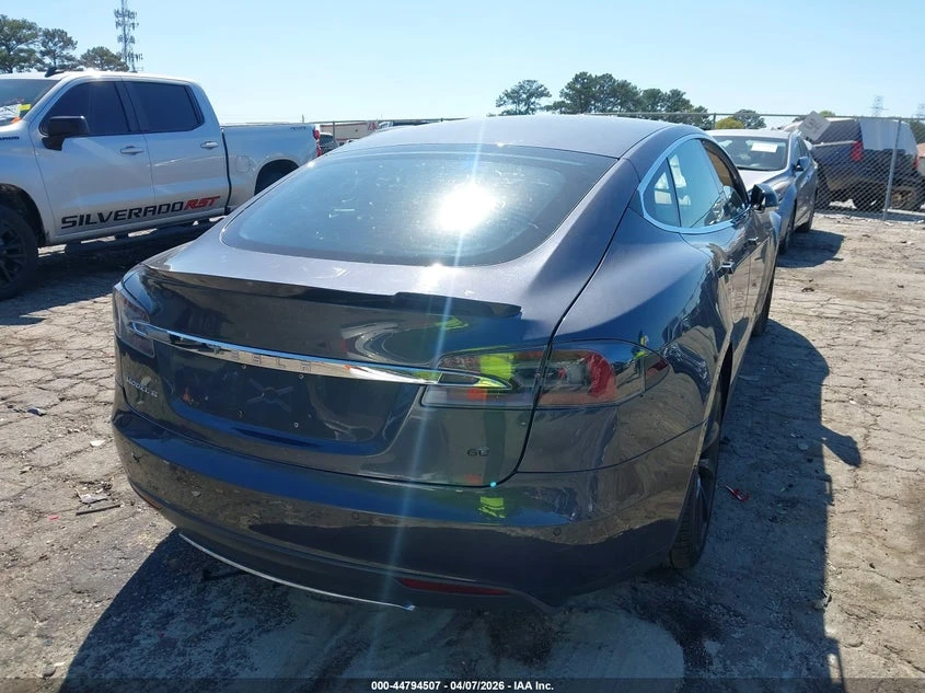 Tesla Model S, снимка 4 - Автомобили и джипове - 54403671