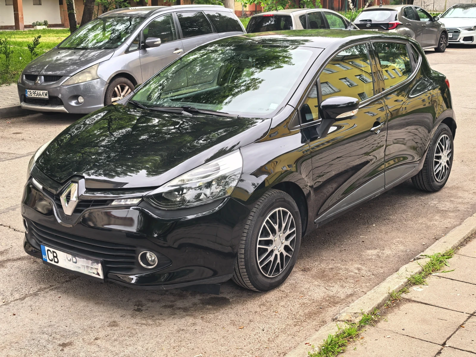 Renault Clio 1.2 I Evro 6b, снимка 2 - Автомобили и джипове - 54482259
