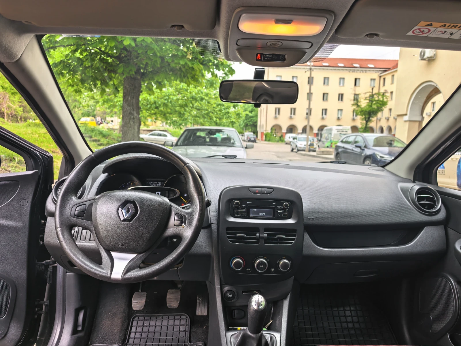 Renault Clio 1.2 I Evro 6b, снимка 10 - Автомобили и джипове - 54482259