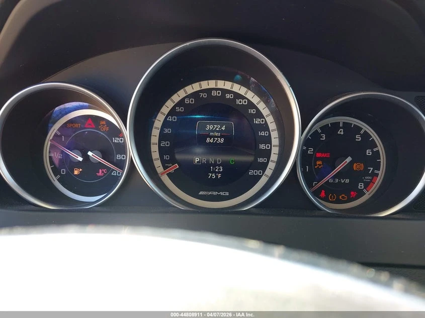 Mercedes-Benz C 63 AMG 6.3l, снимка 7 - Автомобили и джипове - 54698958