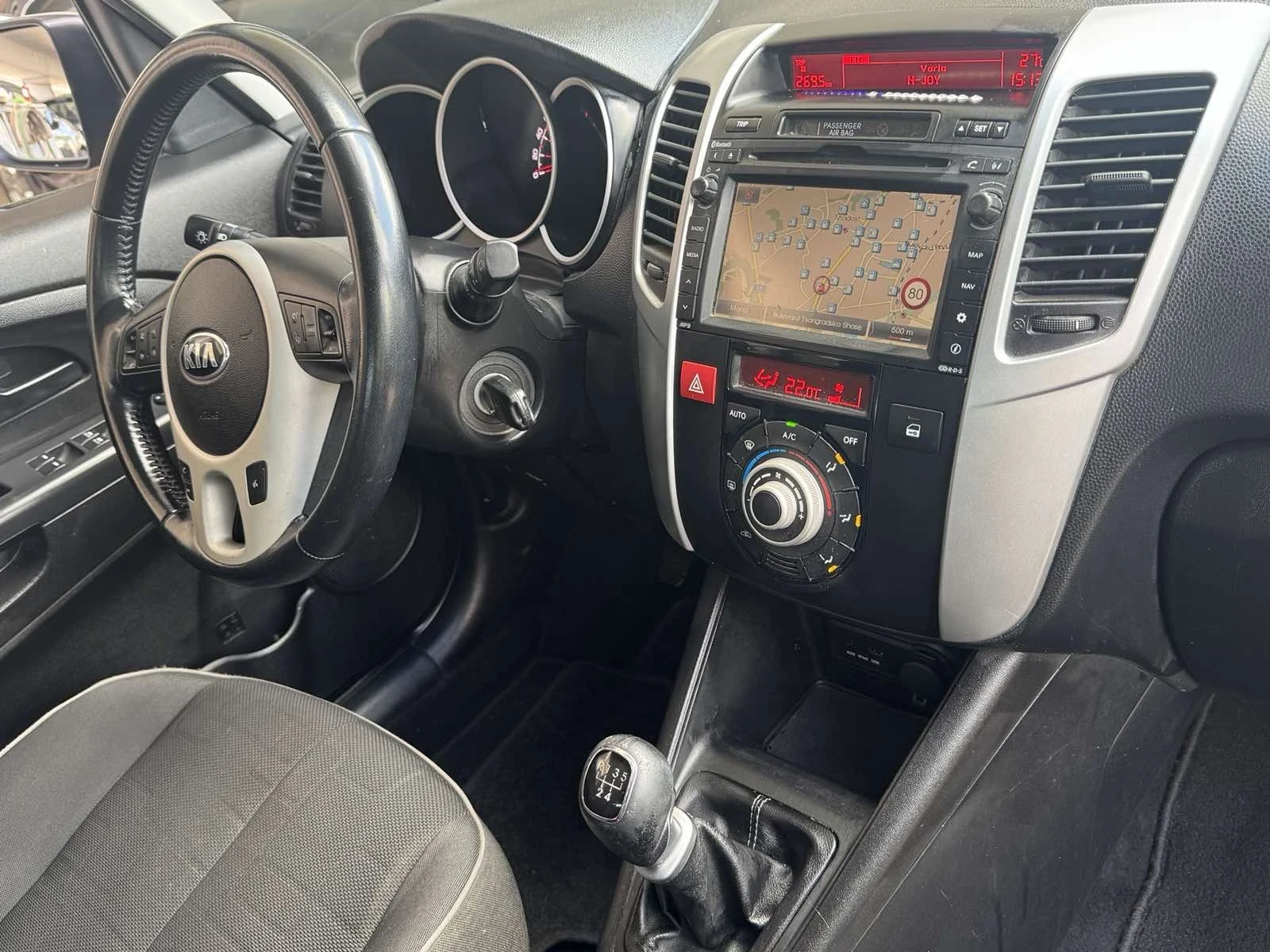 Kia Venga, снимка 7 - Автомобили и джипове - 54707794