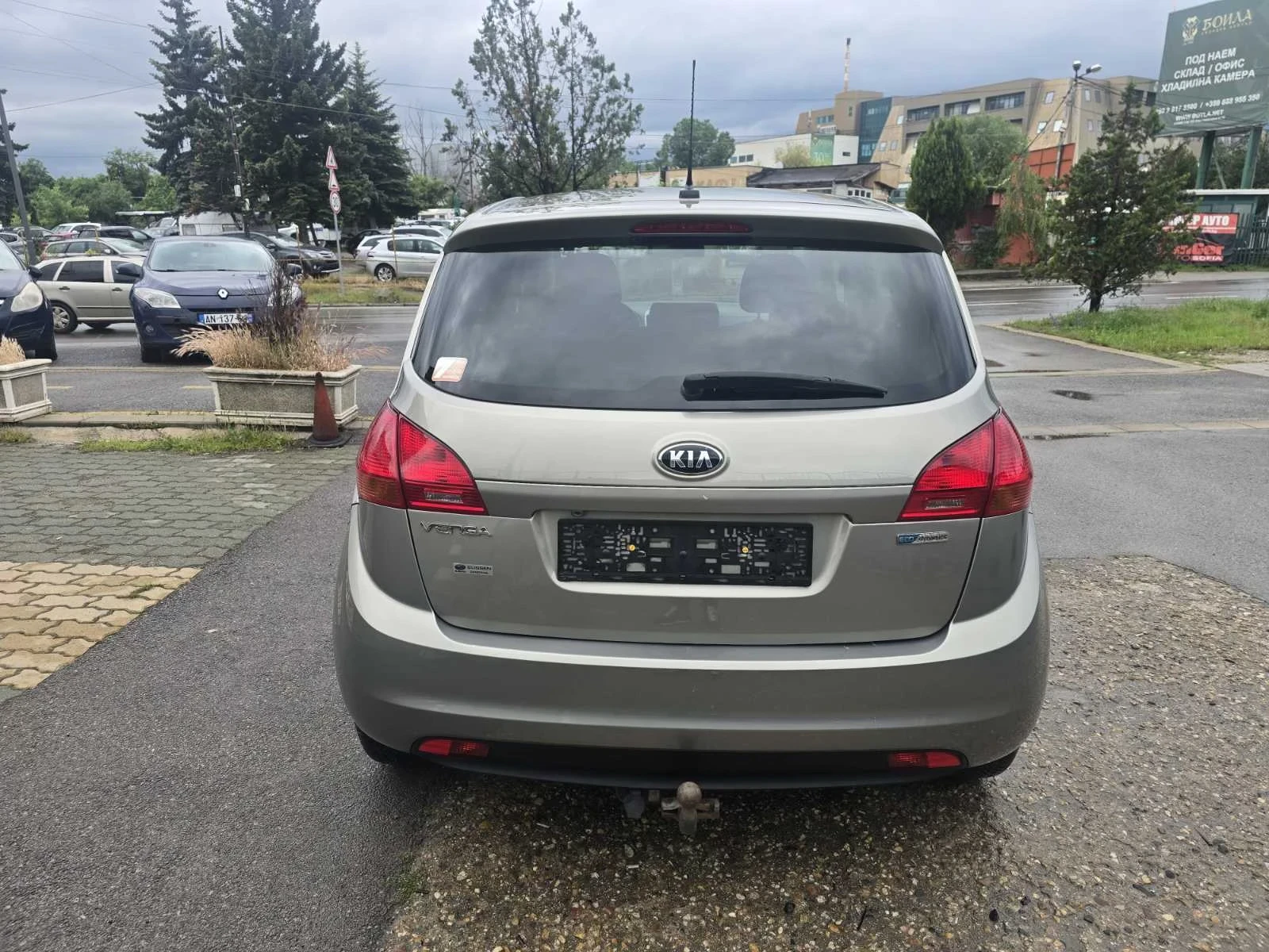 Kia Venga, снимка 15 - Автомобили и джипове - 54707794