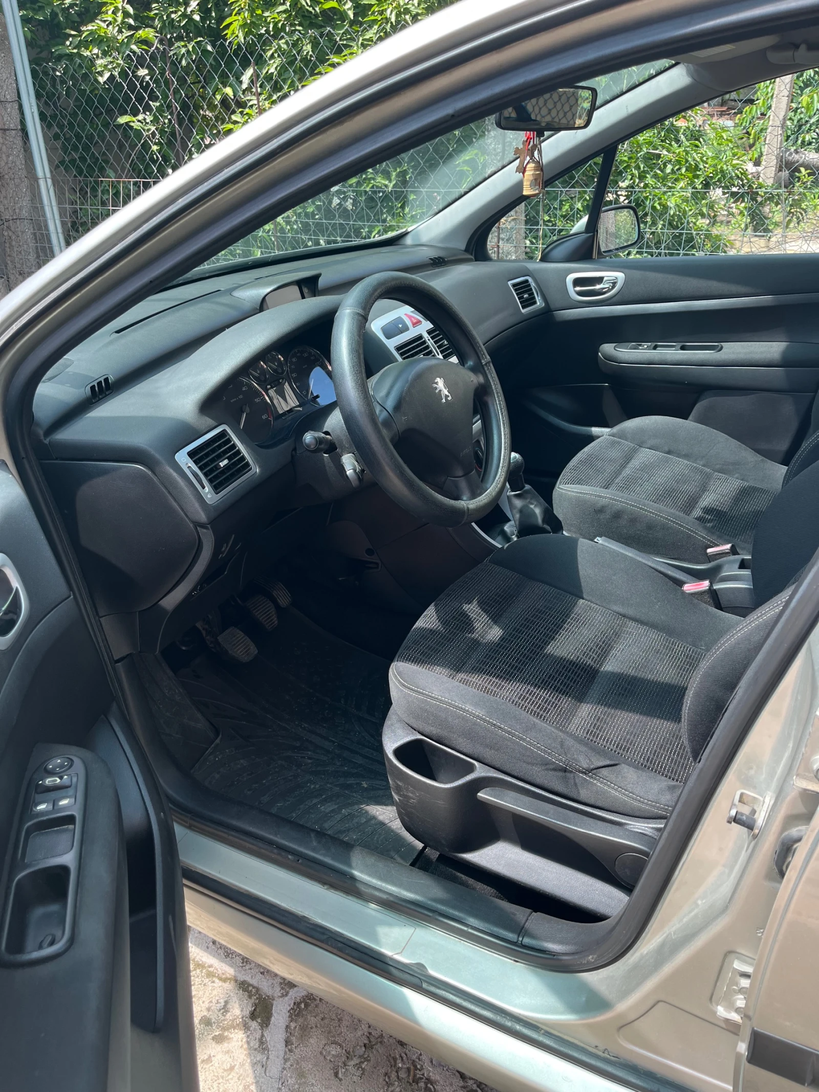 Peugeot 307, снимка 10 - Автомобили и джипове - 54984938