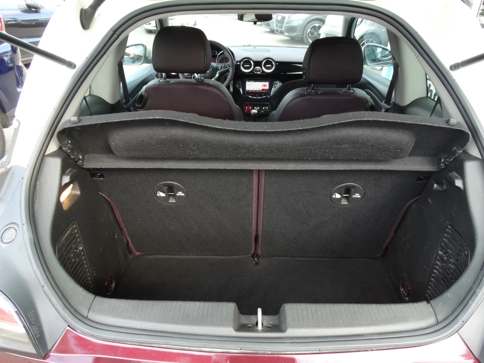 Opel Adam 1.4 100к.с., снимка 9 - Автомобили и джипове - 55229219