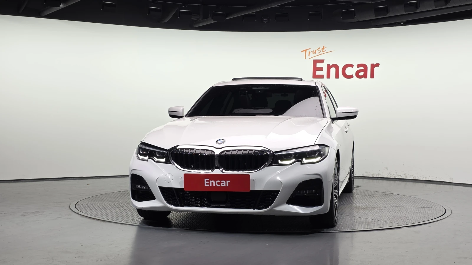 BMW 320 ЕЛ. БАГАЖНИК* HUD* BLIND SPOT* 360* КРАЙНА ЦЕНА, снимка 3 - Автомобили и джипове - 55593742