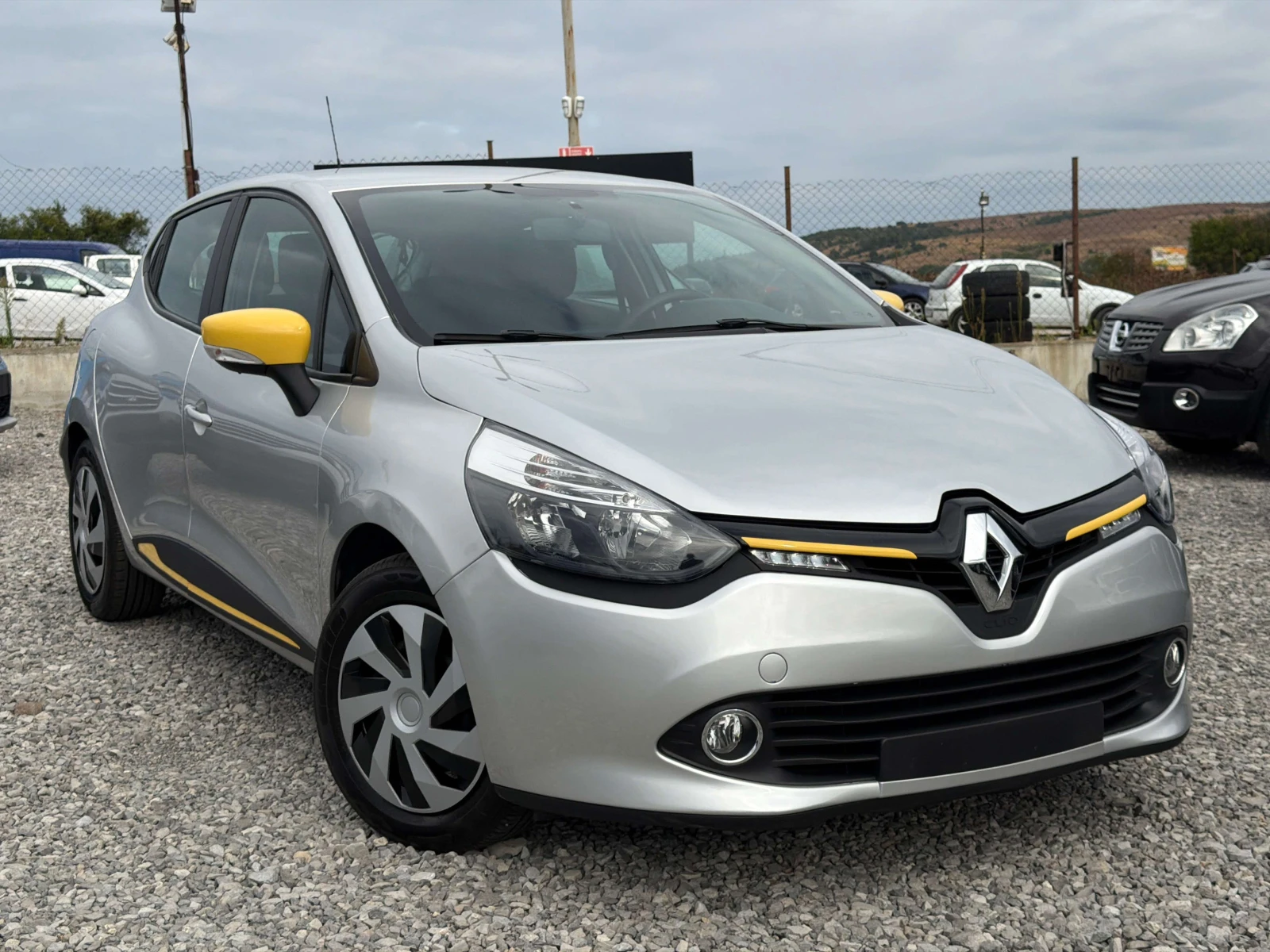 Renault Clio 1.5dCi E6 / РЕАЛНИ КМ / 1 - СОБСТВЕНИК/ БЕЗ РЪЖДА