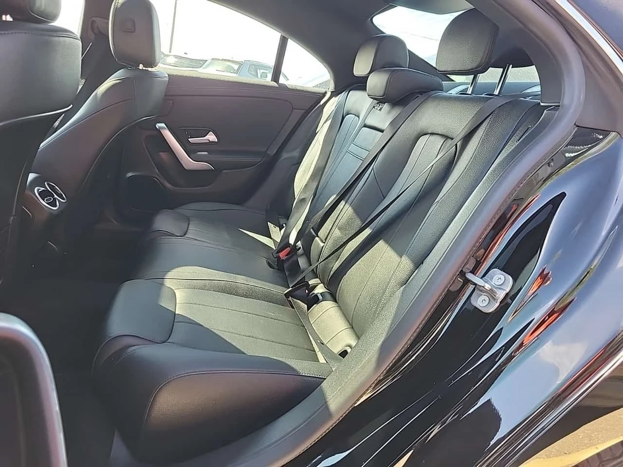 Mercedes-Benz CLA * 4MATIC * KEYLESS * ПОДГРЕВ * , снимка 14 - Автомобили и джипове - 56213481