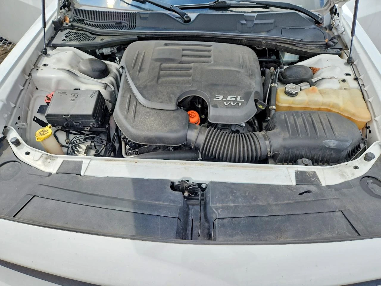 Dodge Challenger 3.6l Sxt, снимка 11 - Автомобили и джипове - 56476604