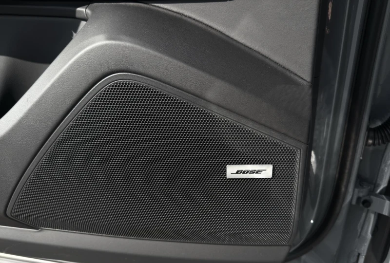 Porsche Cayenne TURBO E-HYBRID COUPE/CARBON/BOSE/PANO/MATRIX/360/, снимка 8 - Автомобили и джипове - 51905437