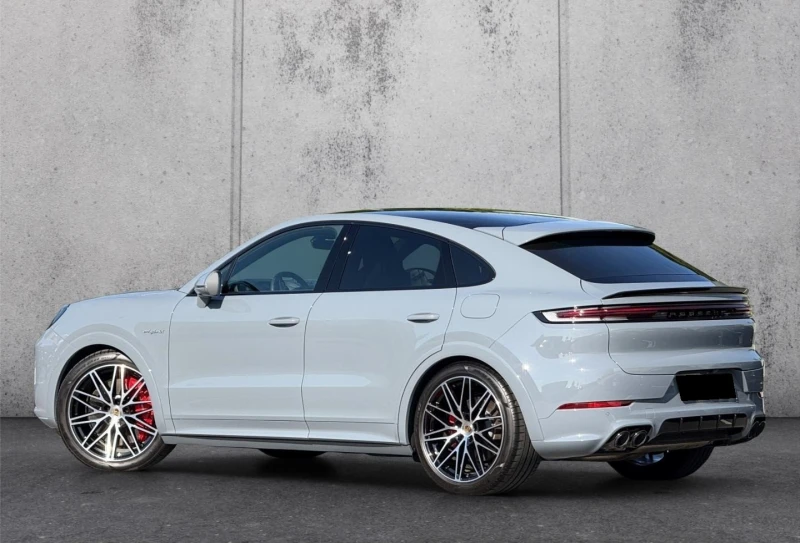 Porsche Cayenne TURBO E-HYBRID COUPE/CARBON/BOSE/PANO/MATRIX/360/, снимка 4 - Автомобили и джипове - 51905437