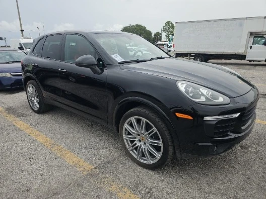 Porsche Cayenne Platinum* Подгрев* обдухване* , снимка 2 - Автомобили и джипове - 47654667