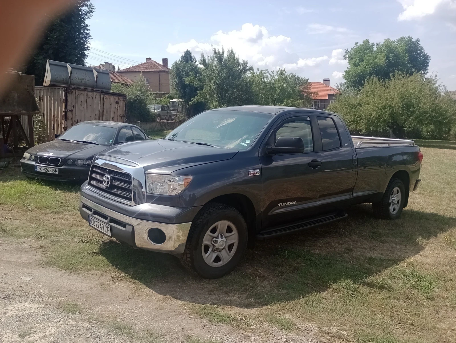 Toyota Tundra 5.7i force SR5 4х4 , снимка 1