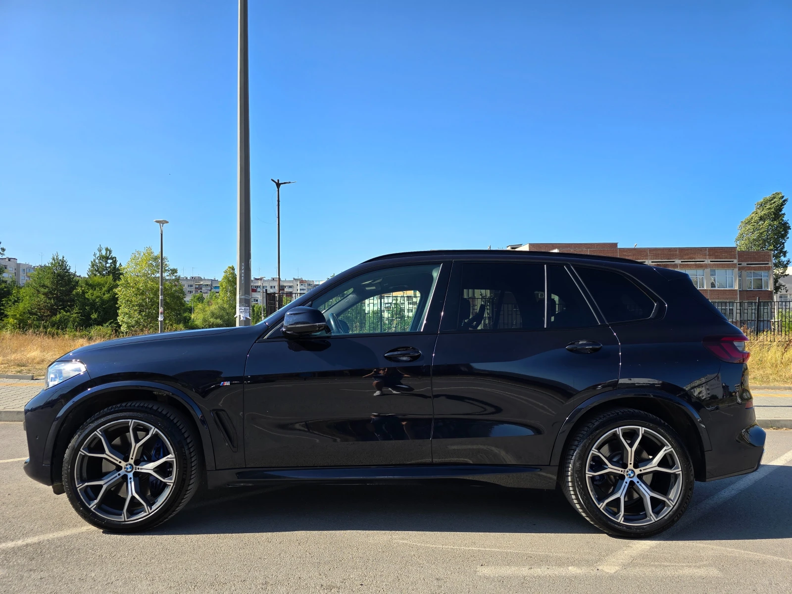 BMW X5 M30d XDrive * Crystal Shift* LASER* 360* FULL - изображение 3